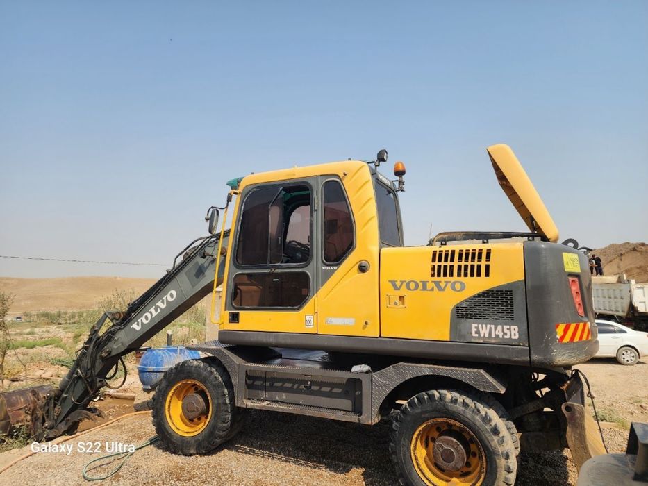 Услуги экскаватора с гидромолотом