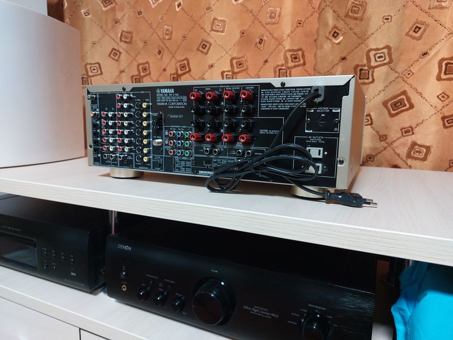 Ресивер YAMAHA  RX-RX-V730