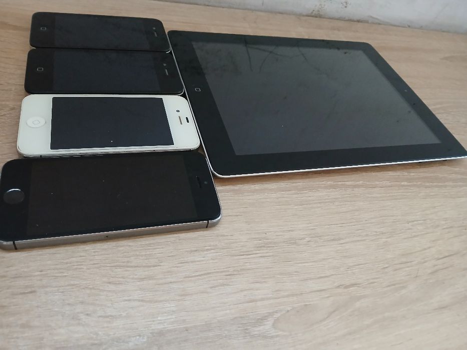 Telefoane iPhone si Tableta iPad