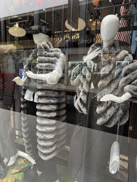 Haina de Blana cu guler