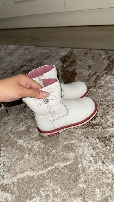 Детские кожаные сапоги на девочку