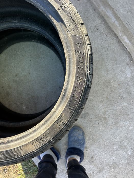 255 40 19 Dunlop vara