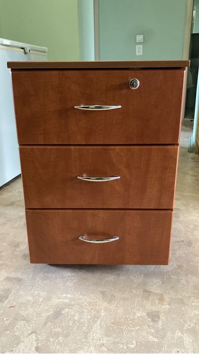 Тумба деревянная