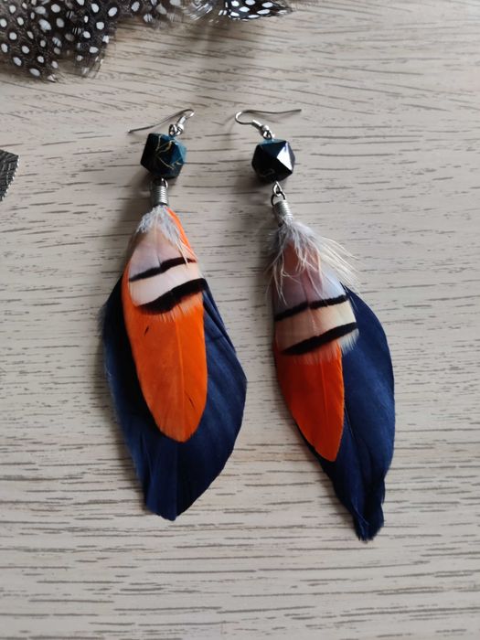 Продавам авторски обеци – дължина между 6 – 11 см.