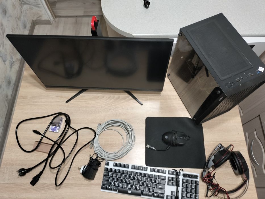 core i5
ram 16
ssd 512
rtx 2070