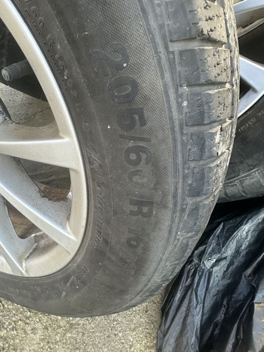 vand cauciucuri iarna