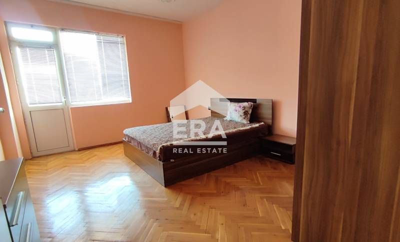 Четиристаен апартамент в гр. Петрич