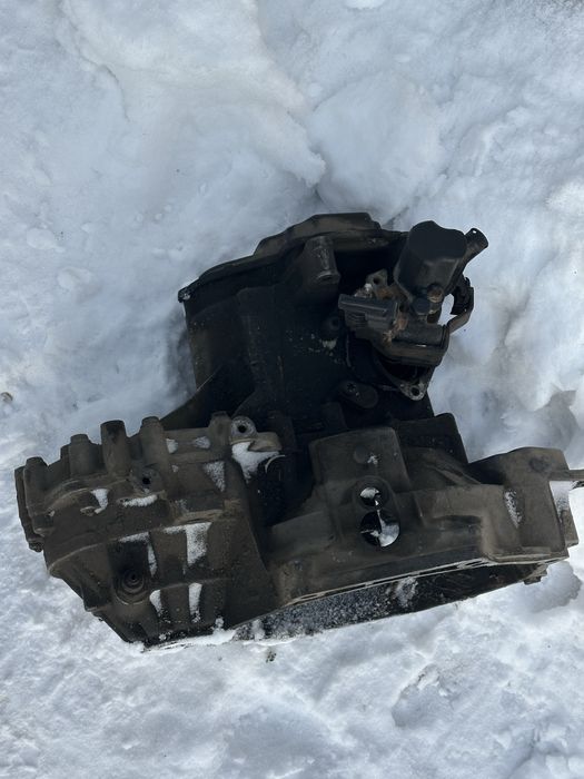 Коробка пассат б3