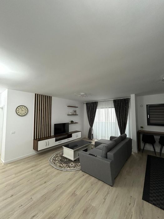 Închiriere apartament 3 camere + loc de parcare subteran Avanera SV