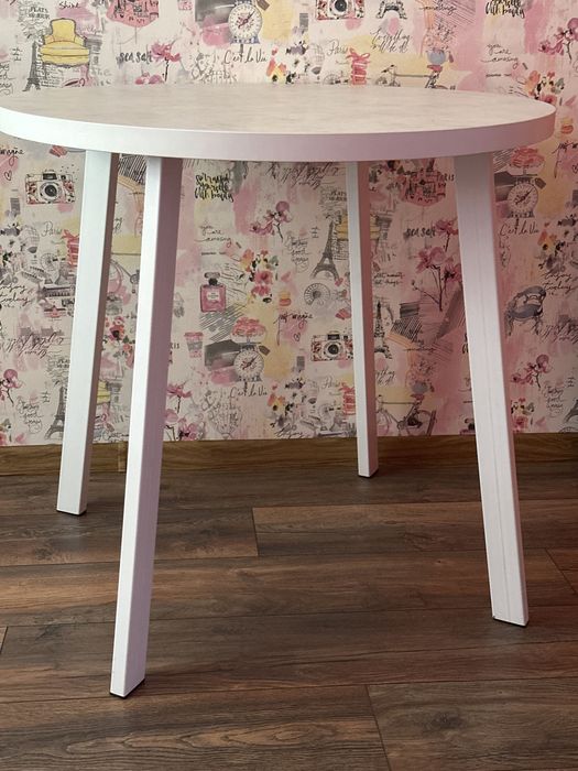 Кухонный стол 80х80см