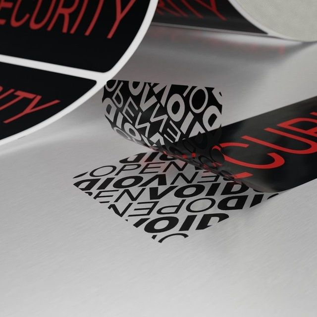 Этикетка самоклейка, Этикетки самоклейки, в рулонах.