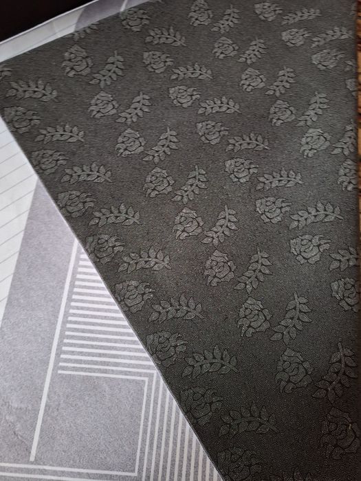 Ковёр  2 × 3 новый.