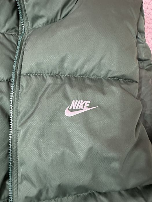 Мъжки елек Nike с етикет