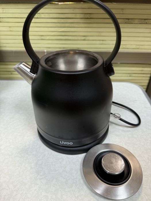 Ретро електрическа кана Livoo 2200w