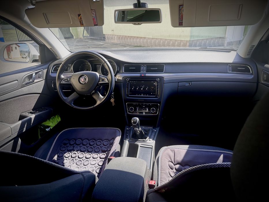 Skoda Superb 1.6 tdi 2013