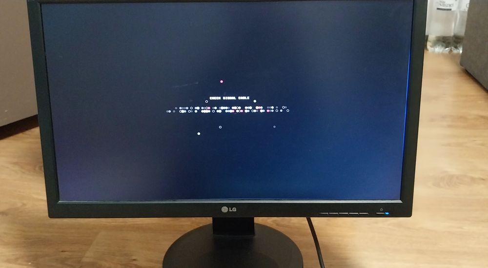 Vand monitor LG ajustabil