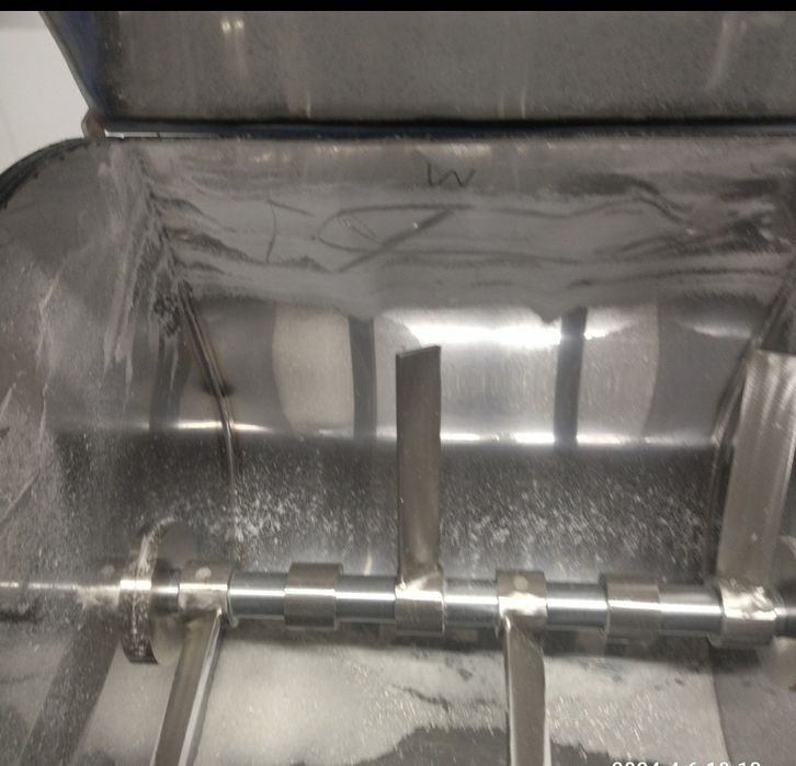 Смеситель порошковый горизонтальный