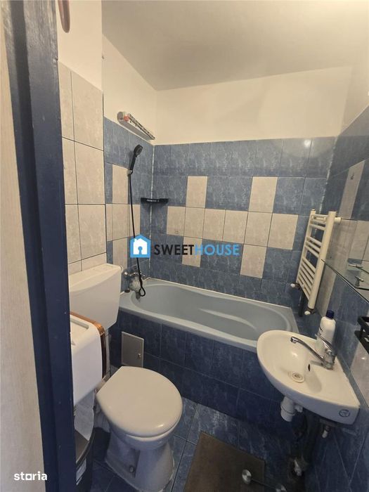 Apartament cu doua camere zona Florilor