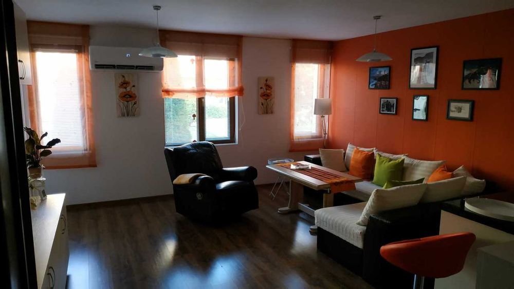 Продава се Двустаен апартамент в Пловдив, Остромила - 63 кв.м за 2143 €/кв.м - Снимка #1