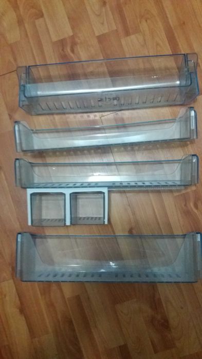 Rafturi usa combina frigorifica artic K3862