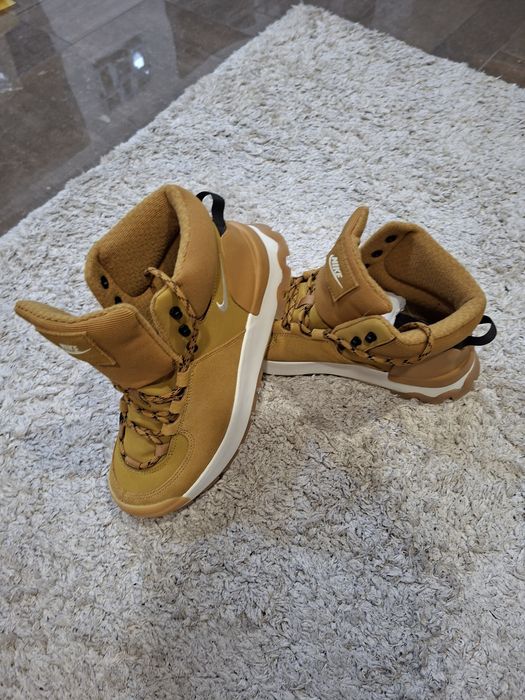 Bocanci nike marimea 38 noi