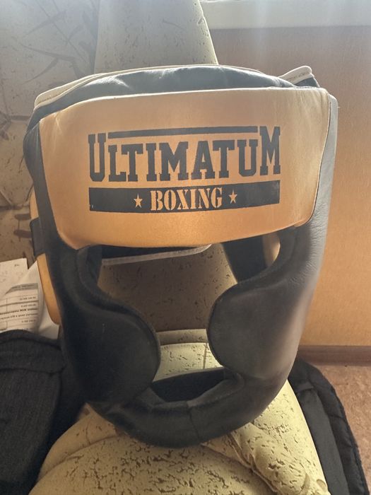 Продам боксерский шлем
