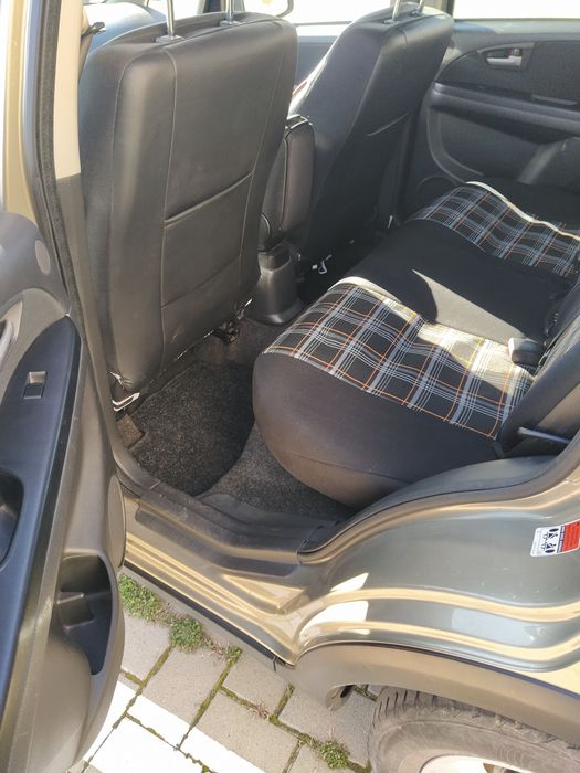 Fiat sedici-Suzuki Sx4