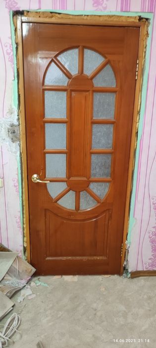 Двери деревянные