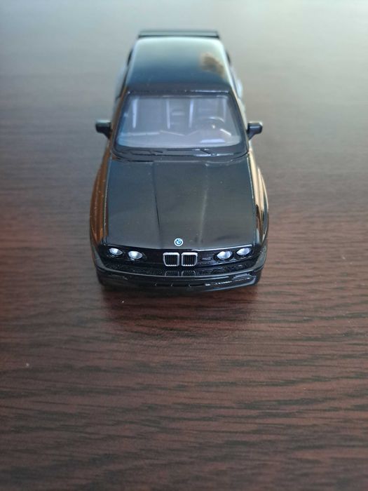 BMW M3 1987 1:36