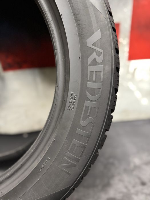 235 50 18, Всесезонна гума, Vredestein Quatrac, 1 брой