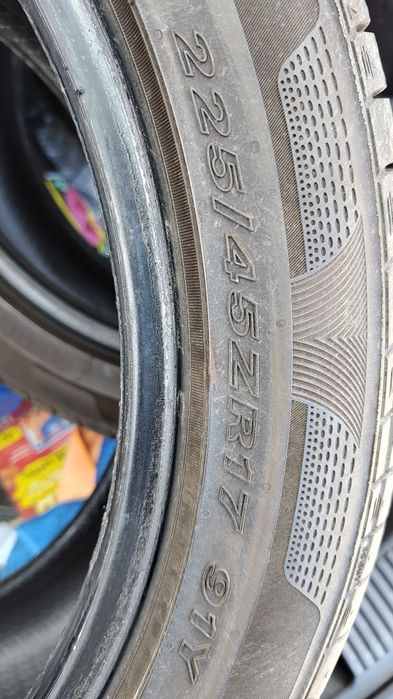 Vând anvelope de vară