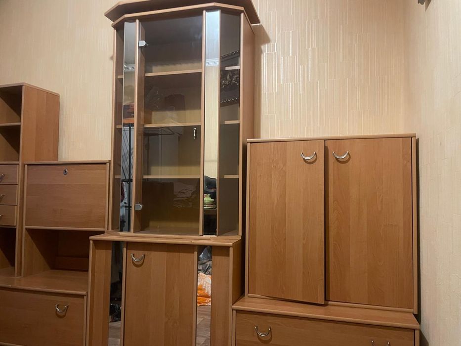 Отдам в дар  стенка горка