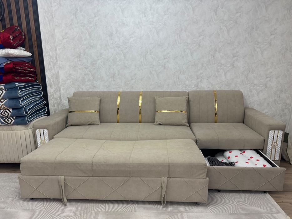 Продам диван в отличном состояние