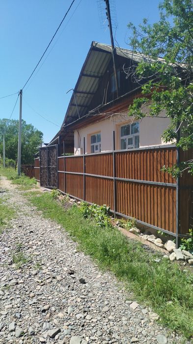 Продам дачу с двумя участками