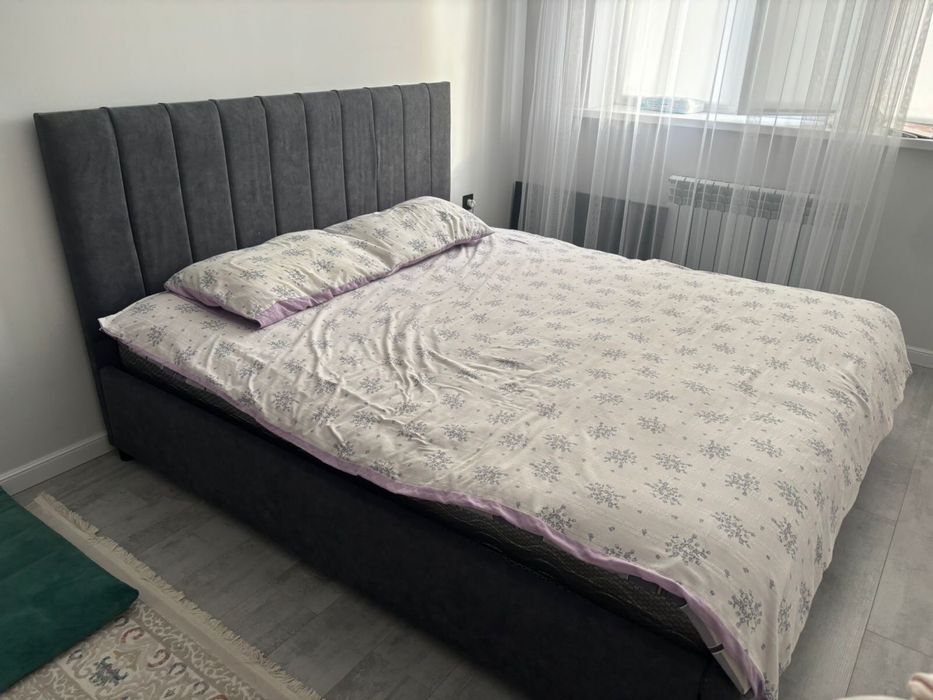 Продам кровать двухспальную