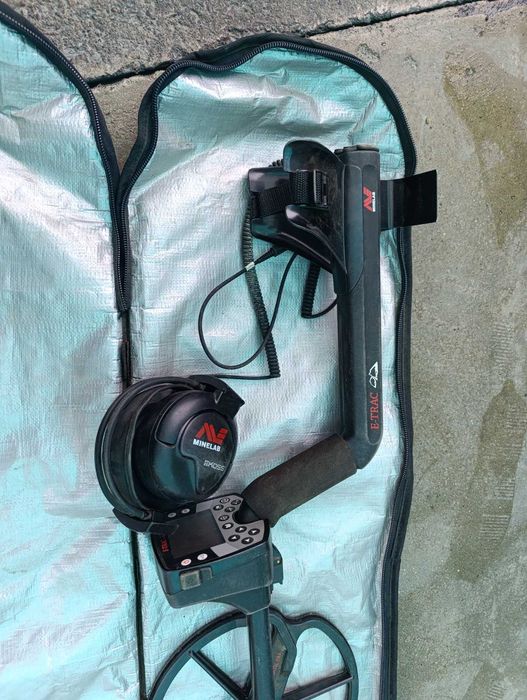 Металотърсач Minelab E-trac deluxe.