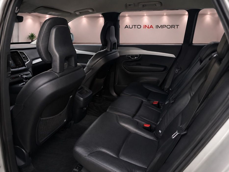 Volvo XC 90 Posibilitate Rate Volvo XC90 D5 7 Locuri, Garanție 12 36
