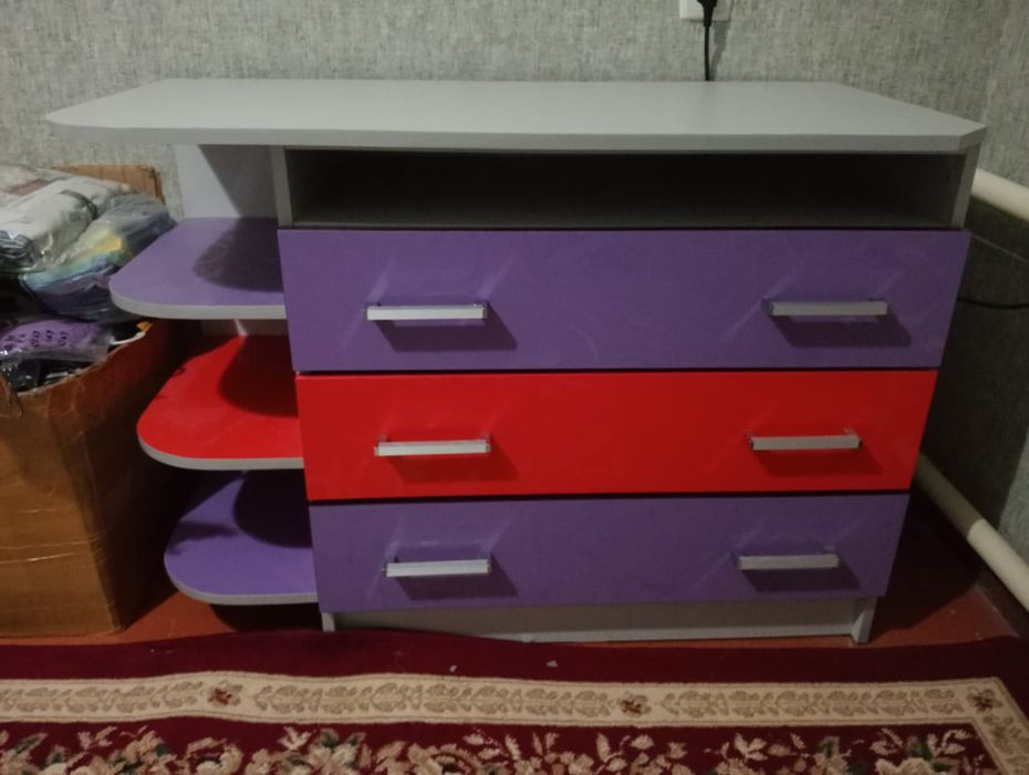 Детский мебель диваны шкафы
