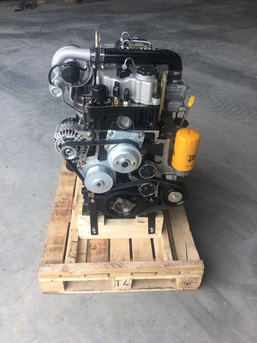 Motor JCB 444 68 kW TC 12V nou pentru JCB 3CX – motor complet