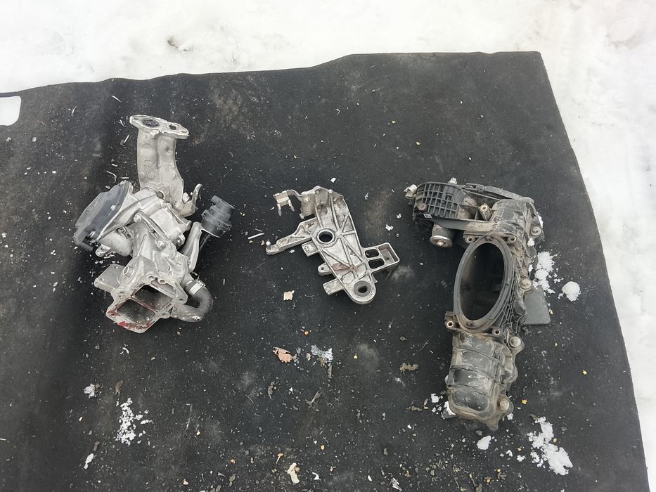 Запчасти на Мерседес w212