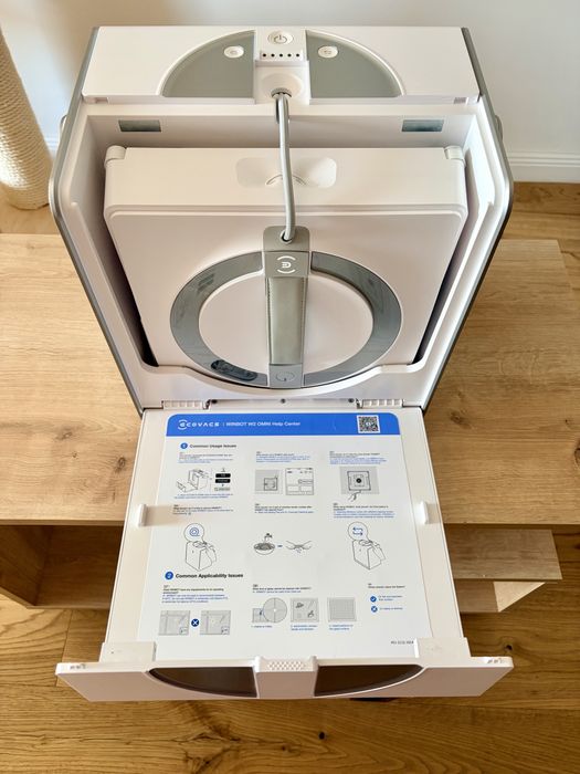 Robot curatare geamuri Ecovacs WINBOT W2 Omni