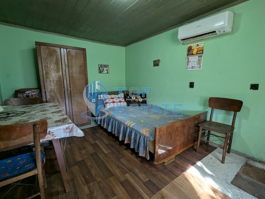 Продава се Къща в с. Поликраище, Област Велико Търново - 90 кв.м за 484 €/кв.м - Снимка #2