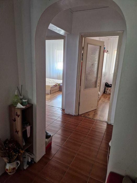 Apartament cu 4 camere de vanzare