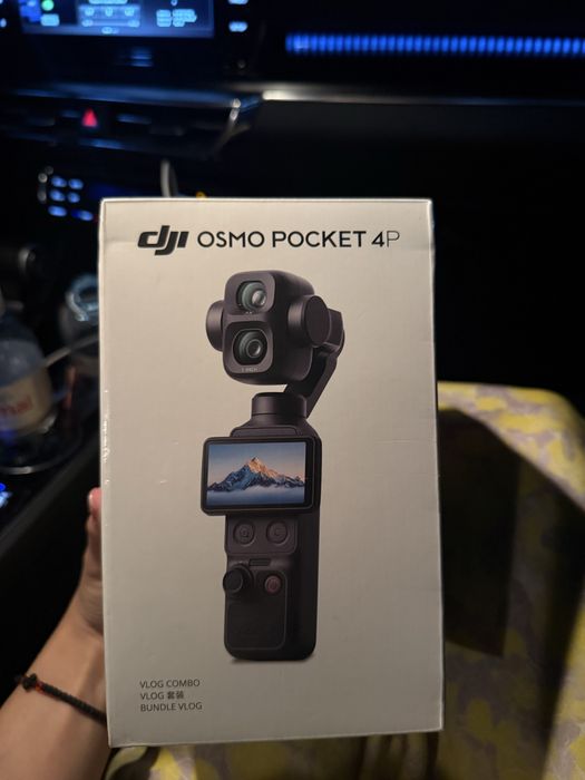 DJI Osmo Pocket 4P Vlog Combo