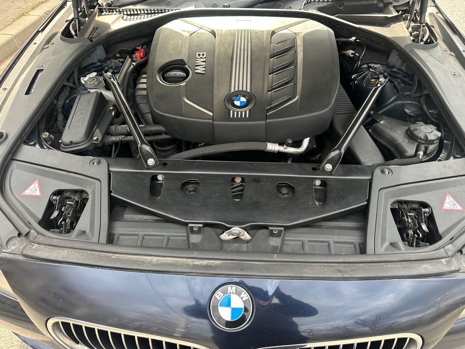 Bmw F10 520d 184cp joystick 8+1 Stare perfectă volan dreapta