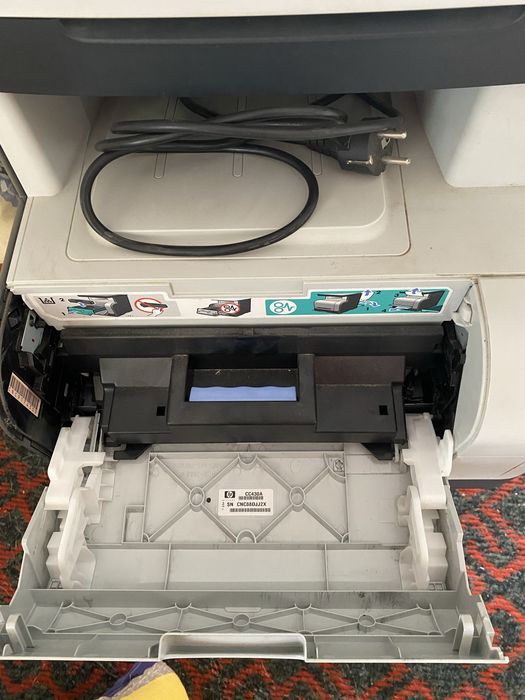 Принтер лазерный hp