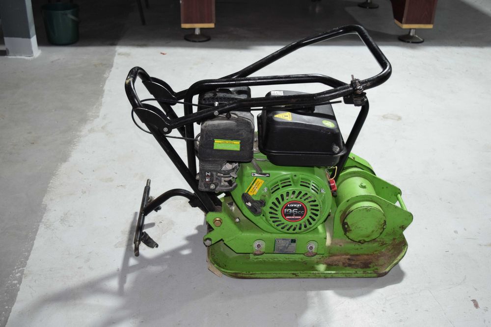 Mai compactor ZIPPER ZI-RPE90, motor Loncin 196cc-Inchiriere