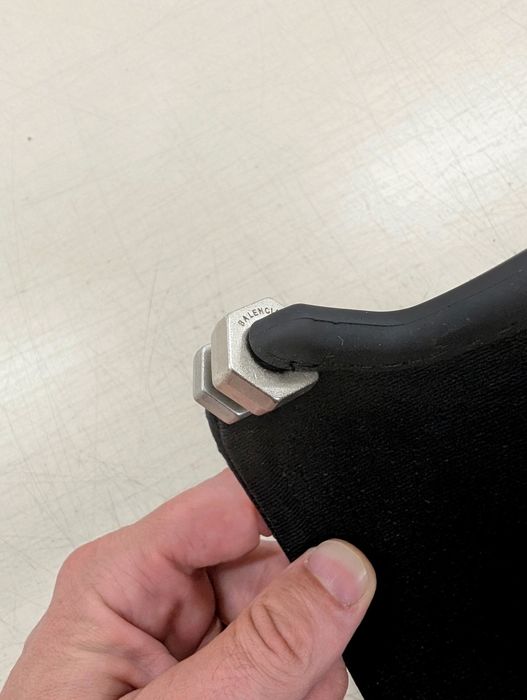 Balenciaga Шапка