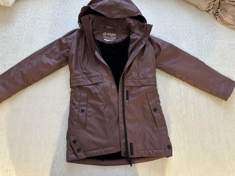 Куртка на девочку