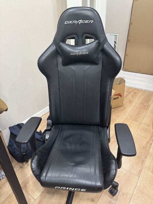 Продам кресло DxRacer
